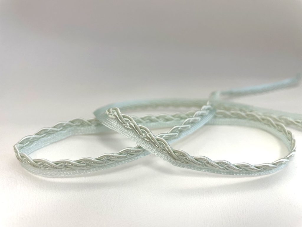 Passepoil blanc et argenté - 017749